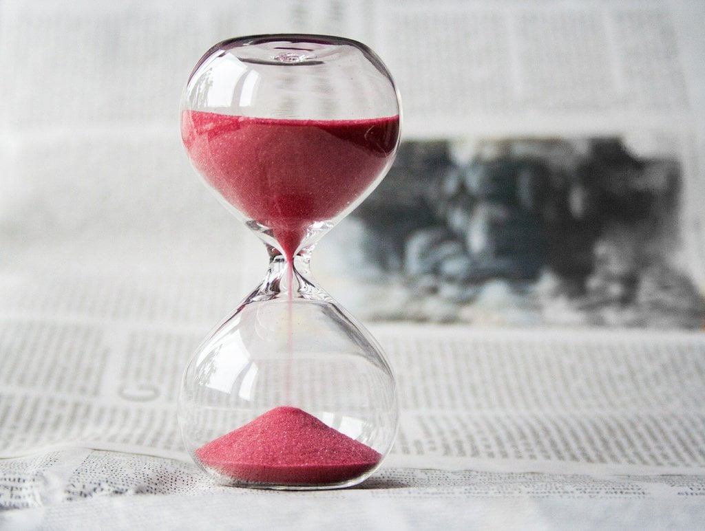 hourglass equity crowdfund screening time